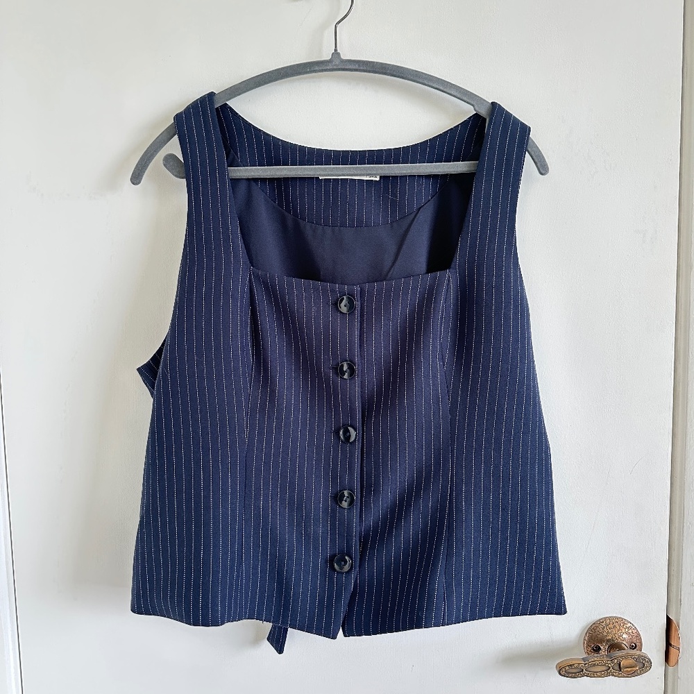 Abercrombie and fitch pinstripe navy vest size xl